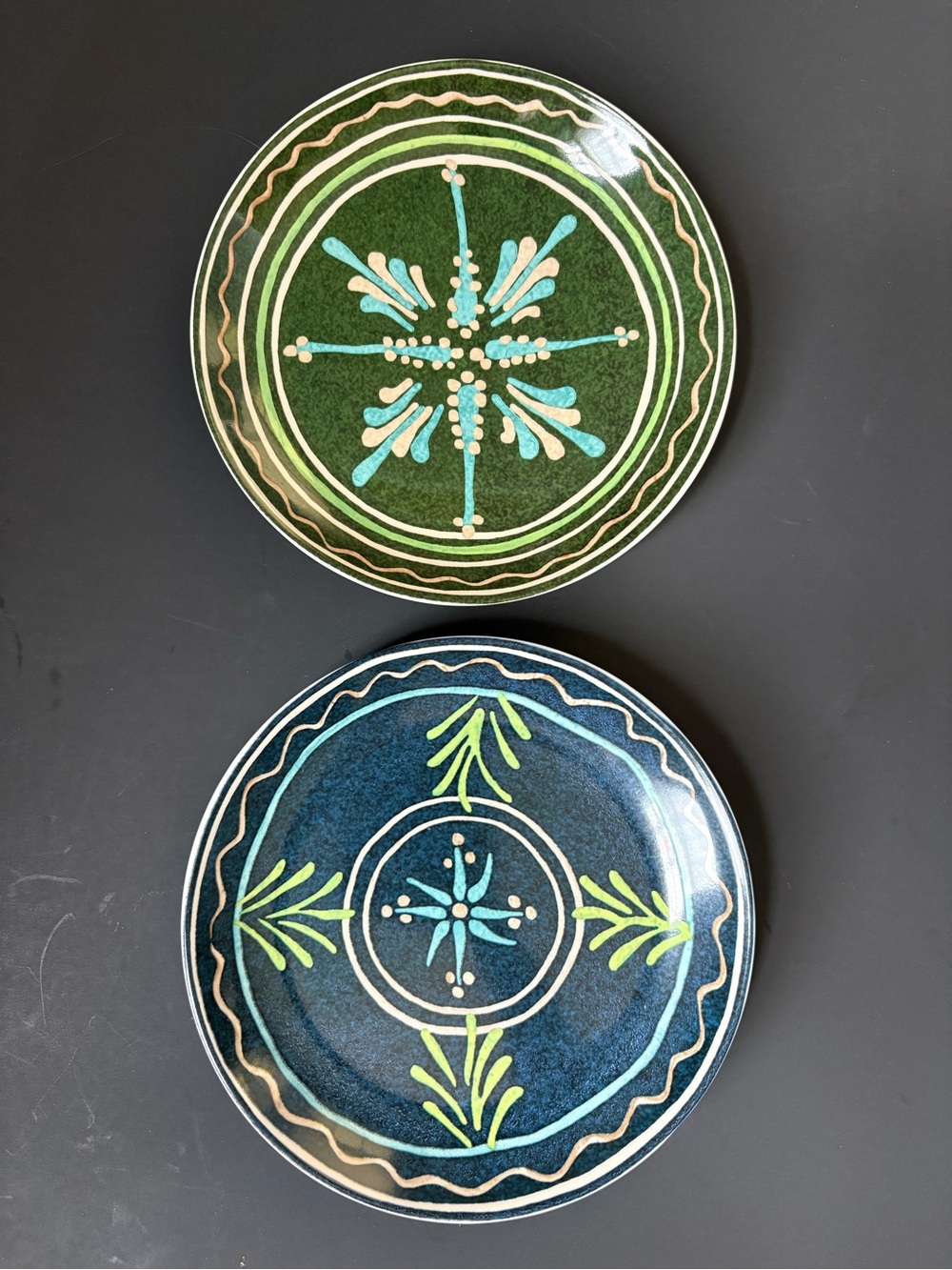 Two Aerin by William Sonoma Dessert or Appetizer Plates- Stoneware - Picture 2 of 7